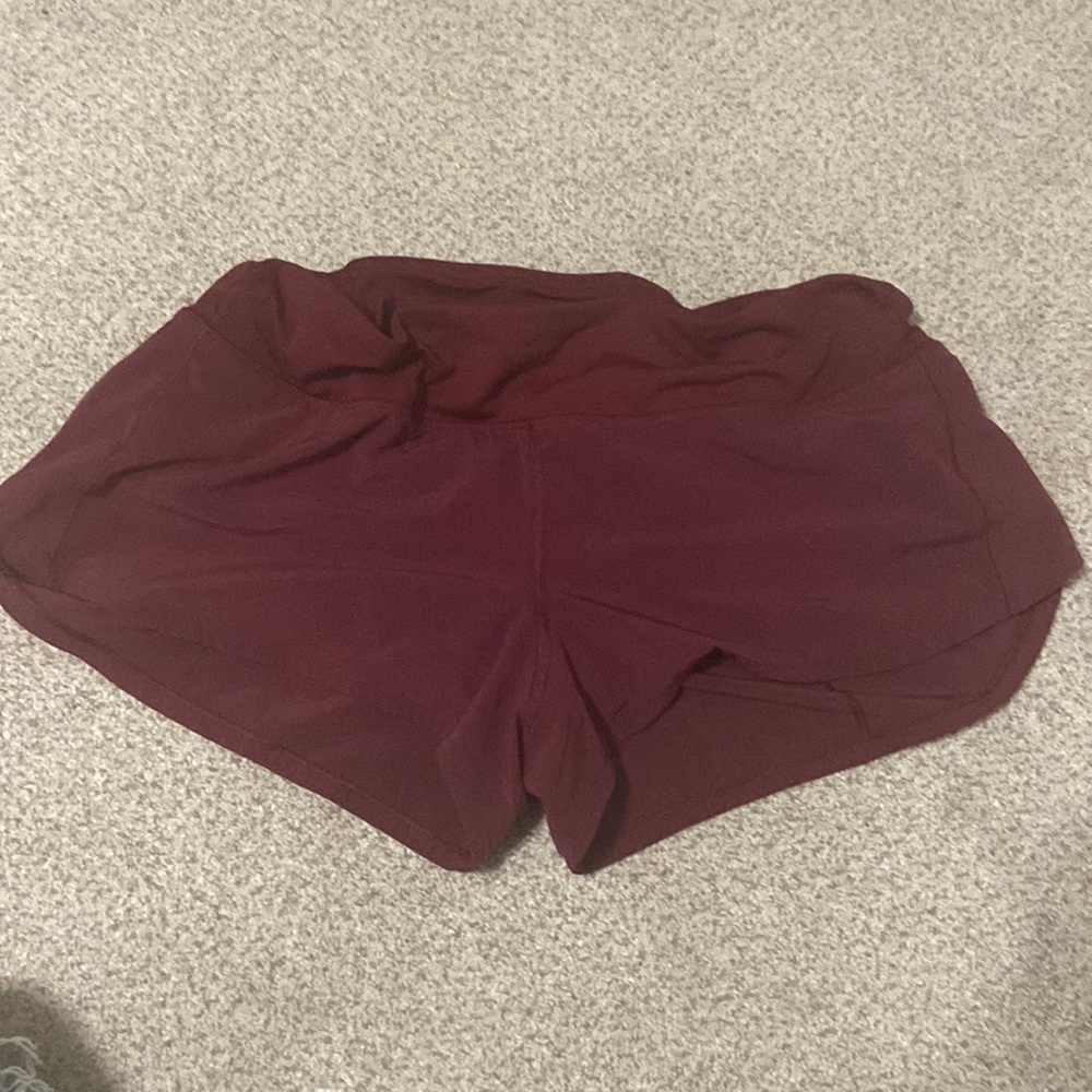 Lulu shorts red merlot